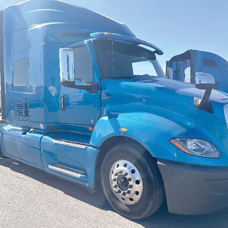 2020 INTERNATIONAL LT