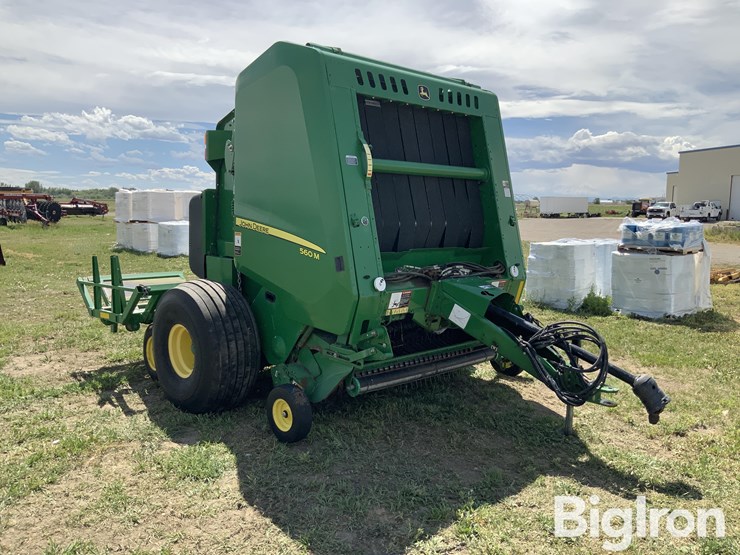 2018-john-deere-560m-image-3
