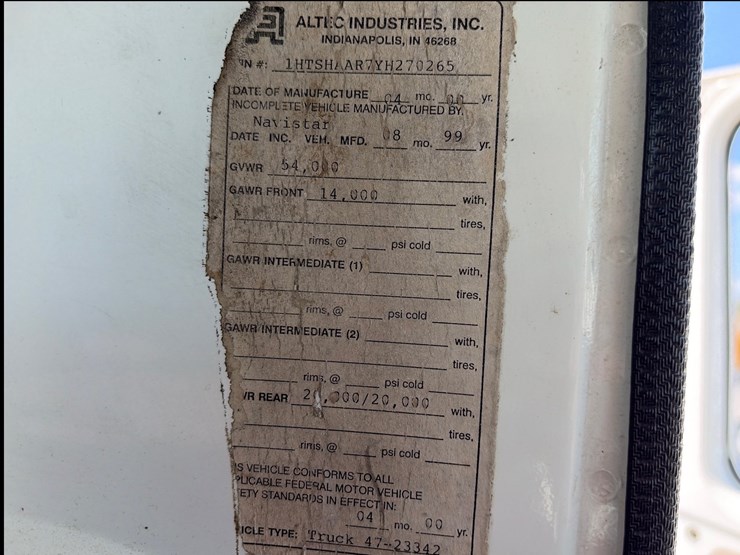 2000-international-4900-image-32