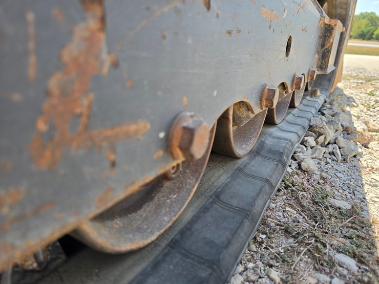 2018-bobcat-t595-image-43