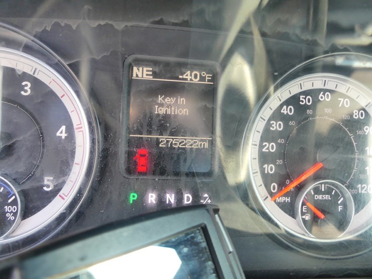 2014-dodge-ram-5500-image-17