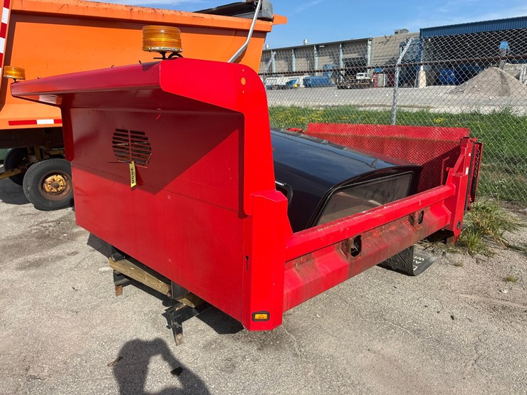 #2850-•-10'-dump-box-w/-lift-gate-image-1