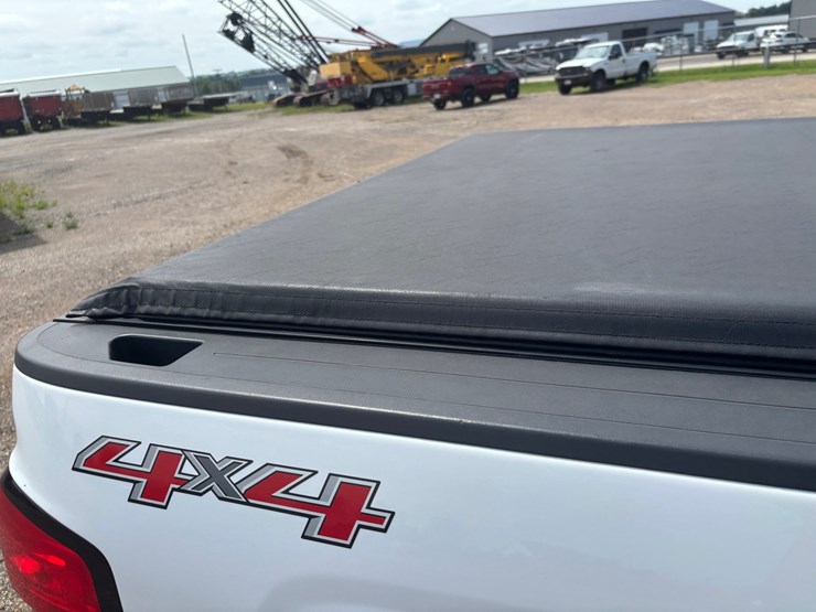 2014-chevrolet-1500-image-71