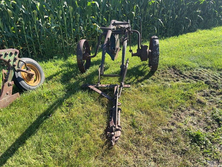 john-deere-14-image-2