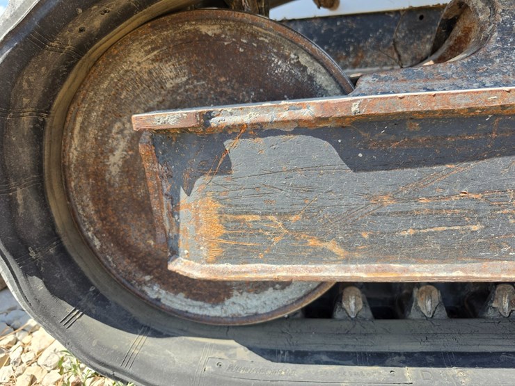 2018-bobcat-t595-image-53