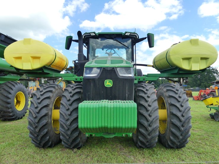 john-deere-310-image-2