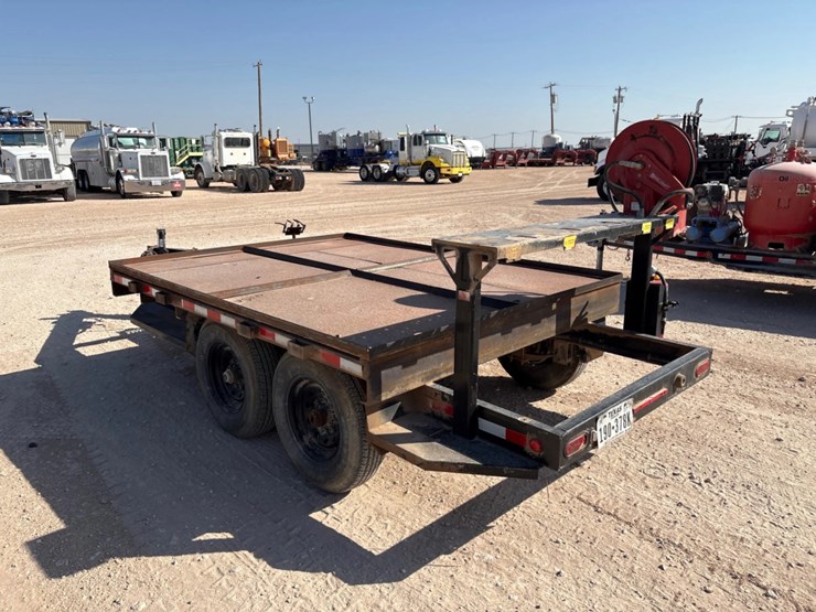 2018-sage-oil-vac-12’-x-88”-t/a-bumper-pull-lube-trailer-image-3