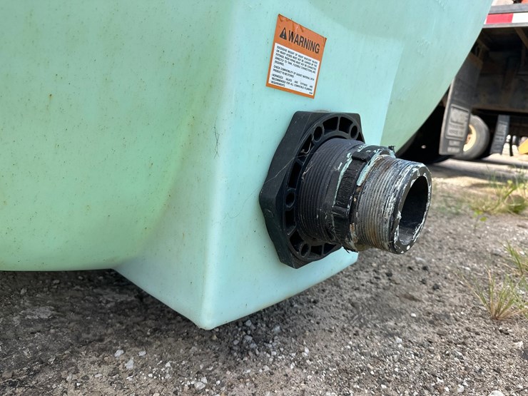 #2853-•-4000gal-brine-tank-image-7