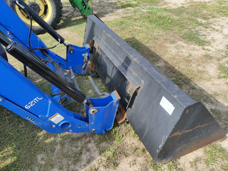 2019-new-holland-workmaster-50-image-11