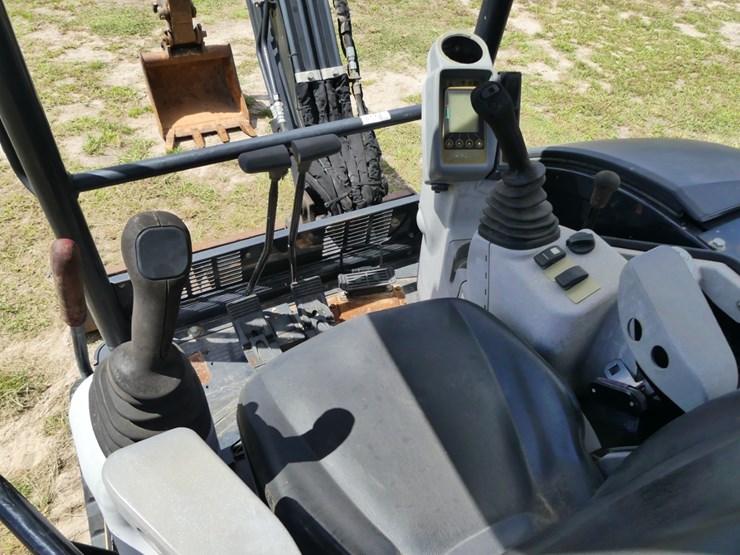 deere-35g-image-13