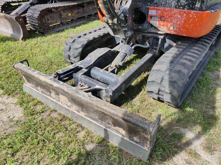 2024-kubota-kx040-4-image-11