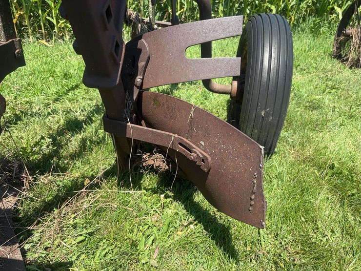 john-deere-14-image-15