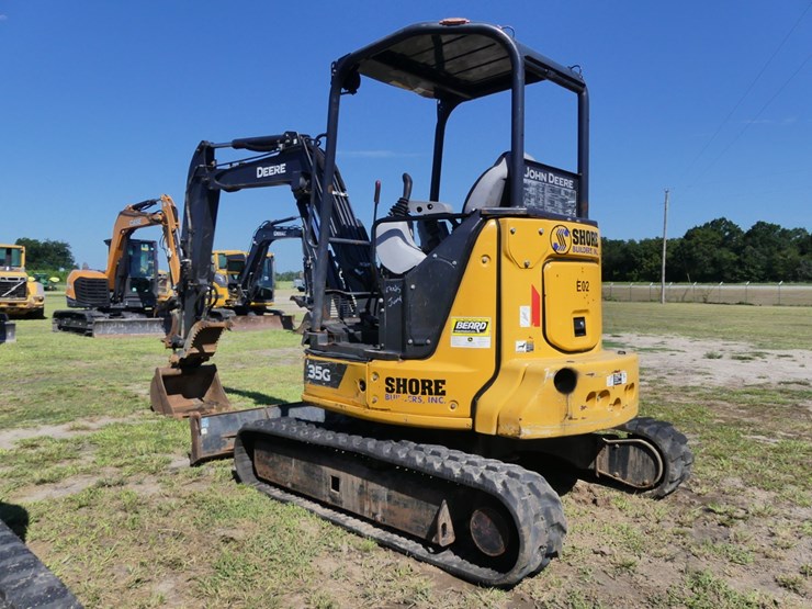 2021-deere-35g-image-4