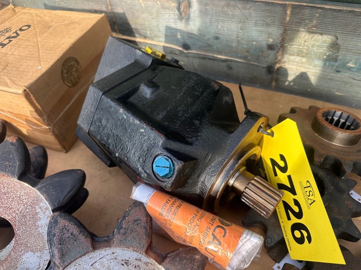 #2726-•-misc-gears,-sprockets,-bushings,-and-more-image-8
