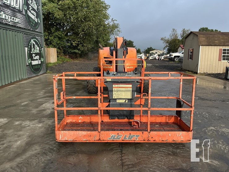 2020-jlg-600aj-image-7