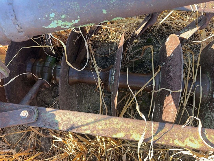 john-deere-11-image-19
