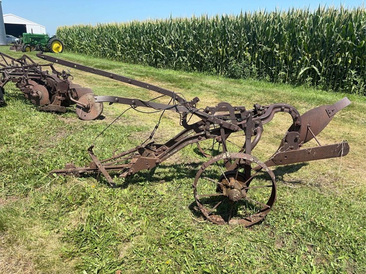 john-deere-18-image-6
