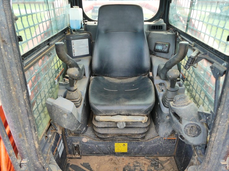 kubota-svl97-2-image-14