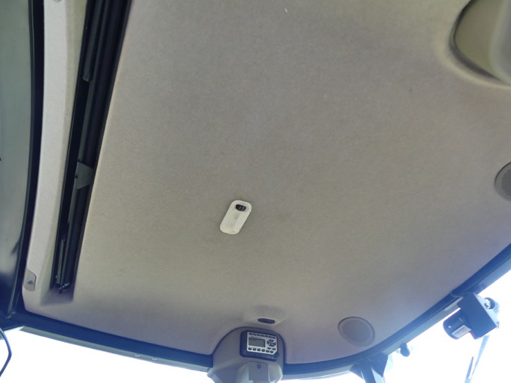 case-ih-l620-image-15