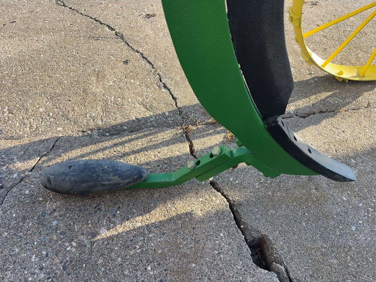 john-deere-single-shank-subsoiler-image-16