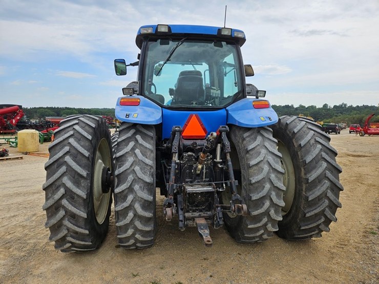 new-holland-tg285-image-4