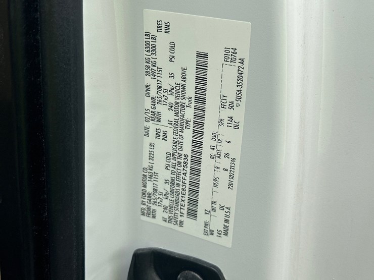 2015-ford-f150-xlt-image-56