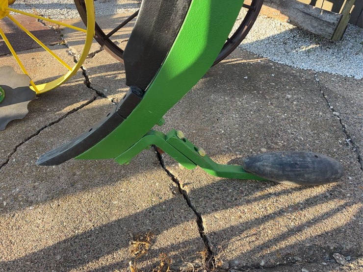 john-deere-single-shank-subsoiler-image-15