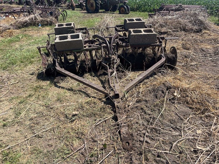 john-deere-7-image-2