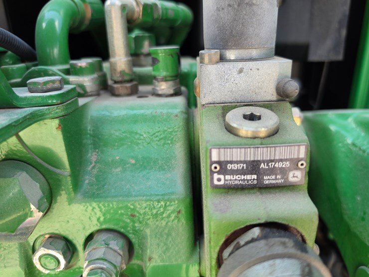 john-deere-6430-image-64