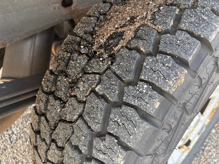 2014-chevrolet-1500-image-94