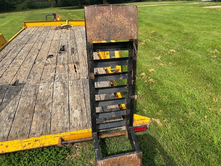 #2312-•-2006-redi-haul-16'-tandem-axle-trailer-image-29
