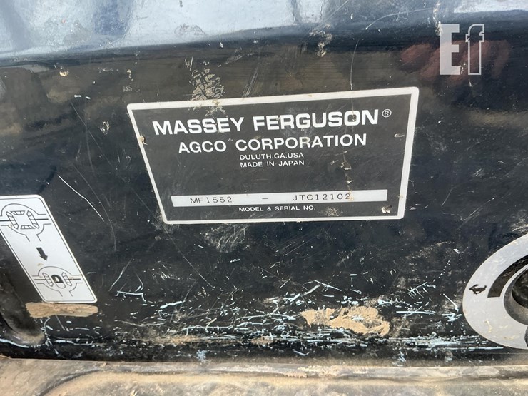 2015-massey-ferguson-1552-image-19