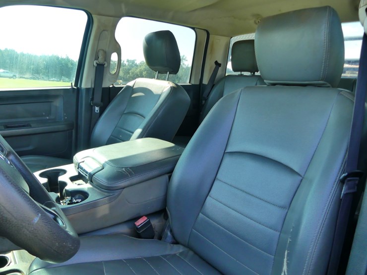 2016-dodge-ram-5500-image-12
