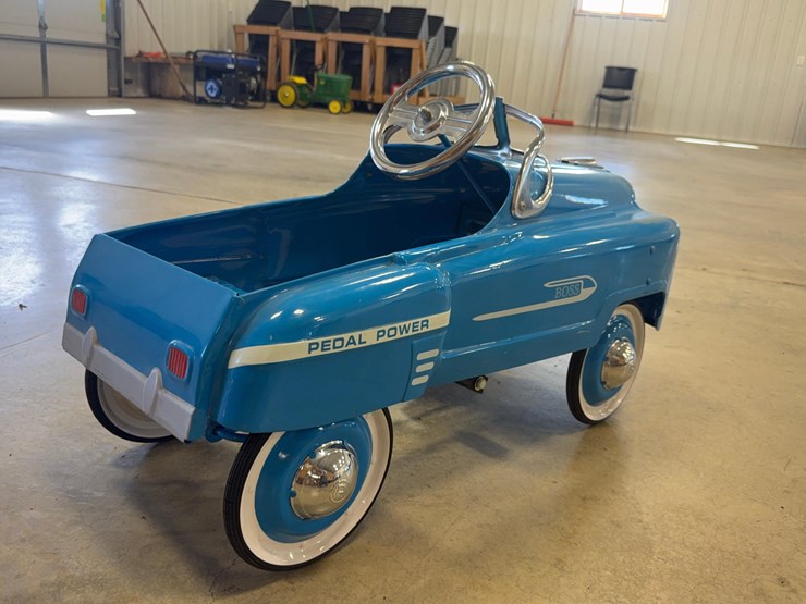 boss-pedal-power-car-image-4