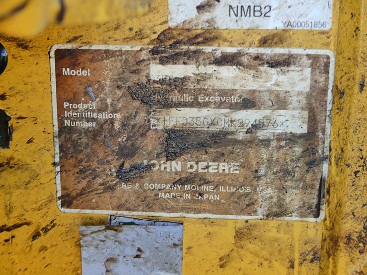 2021-deere-35g-image-19