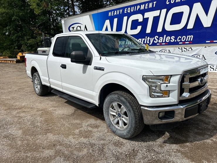 2015-ford-f150-xlt-image-57