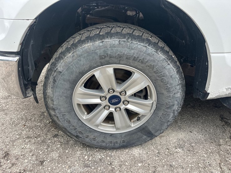 2015-ford-f150-xlt-image-53