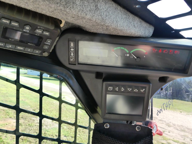 2023-deere-333g-image-16
