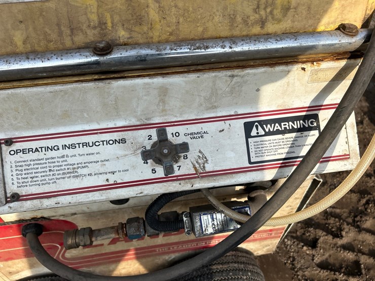 #2696-•-landa-hot-pressure-washer-image-9