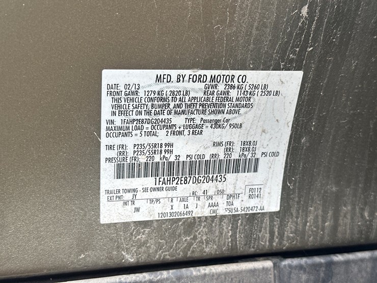 #2644-•-2013-ford-taurus-sedan-image-51