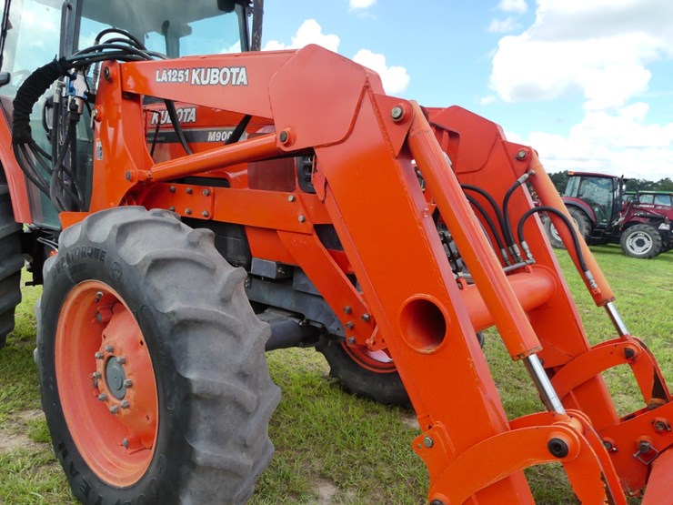kubota-m9000-image-12