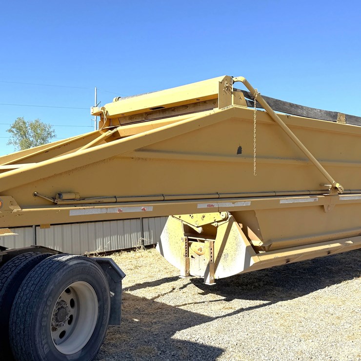 38’x 96” T/A BELLY DUMP TRAILER
