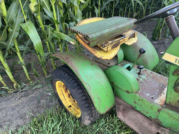 john-deere-110-image-4