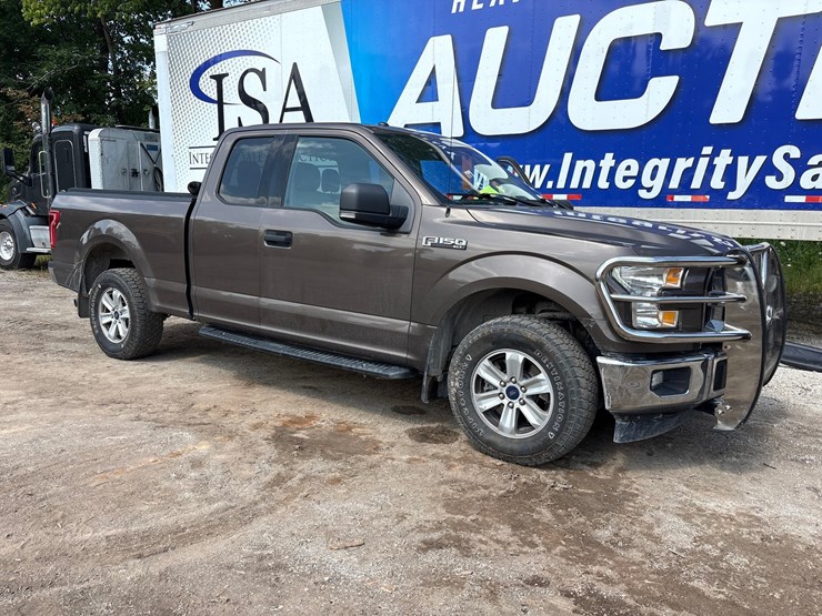 2017-ford-f150-image-14