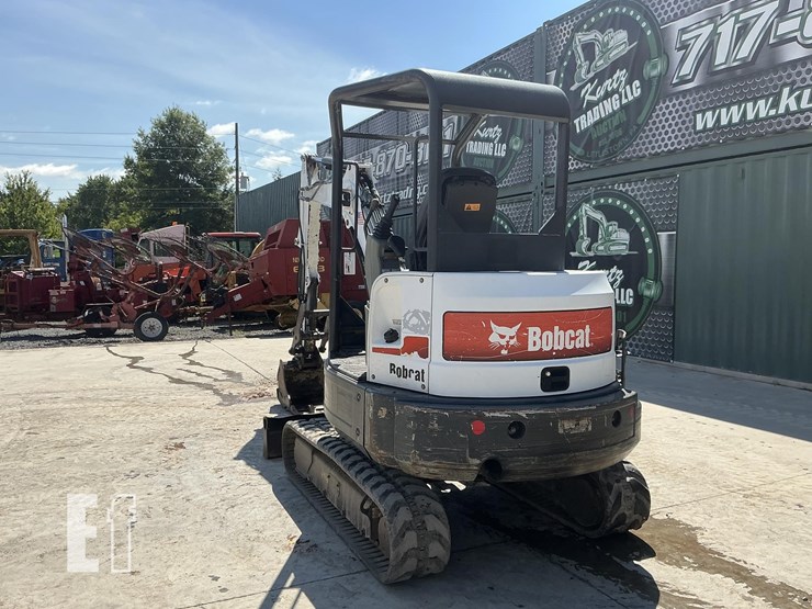 2015-bobcat-e32-image-2
