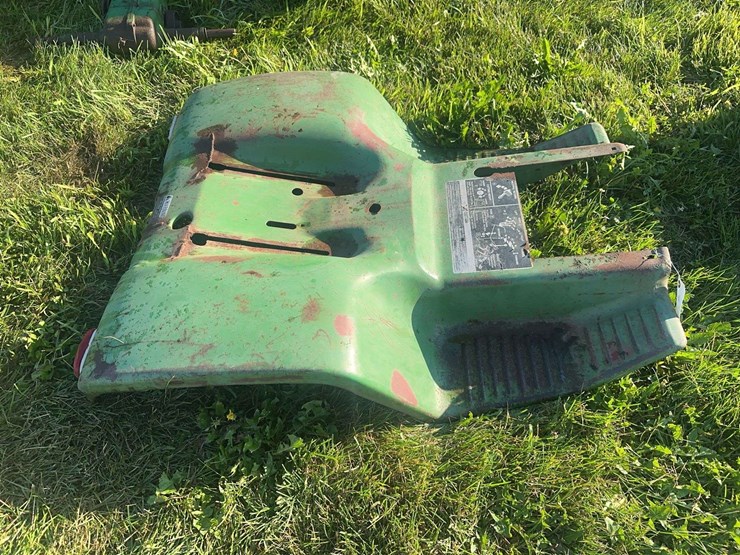 john-deere-fender-pan-image-2