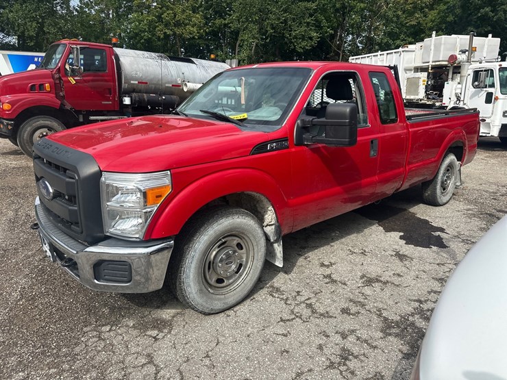 2011-ford-f250-image-1