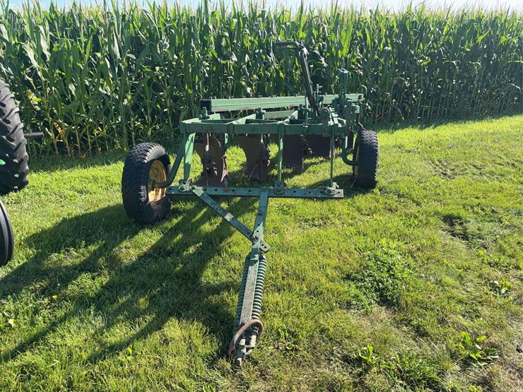 john-deere-f680-image-2