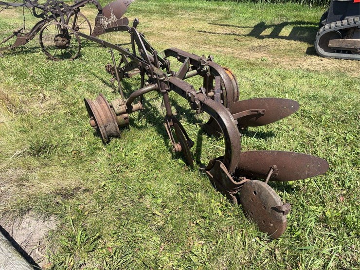 john-deere-14-image-7