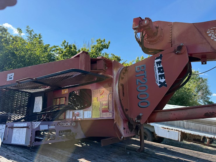 terex-bt2047-image-8